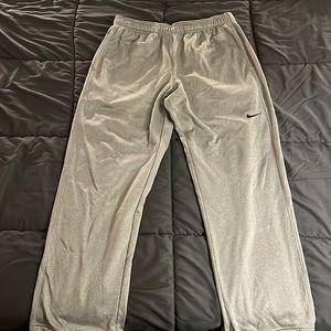 Mens Nike Therma-Fit sweatpants